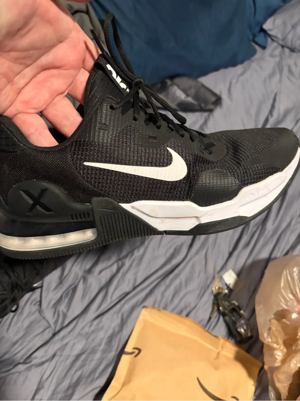 Nike Men’s Black and White Athletic Training Shoe